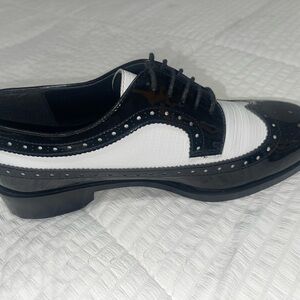 Trendy Black and White Men's Oxford Wingtip Shoes🔥